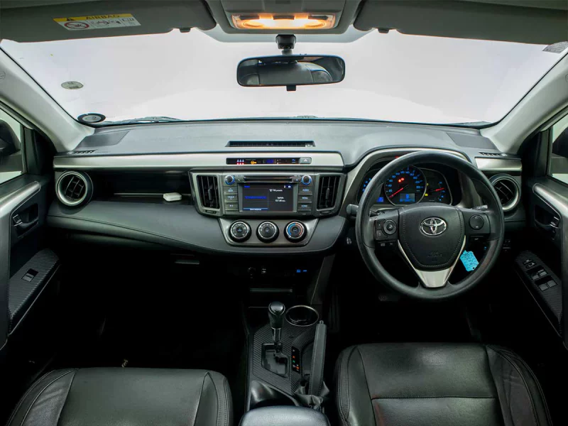 Vehicle Image for 33/44for Toyota RAV4 2.0 GX auto