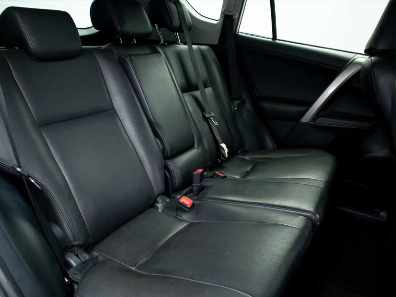 Vehicle Image for 42/44for Toyota RAV4 2.0 GX auto