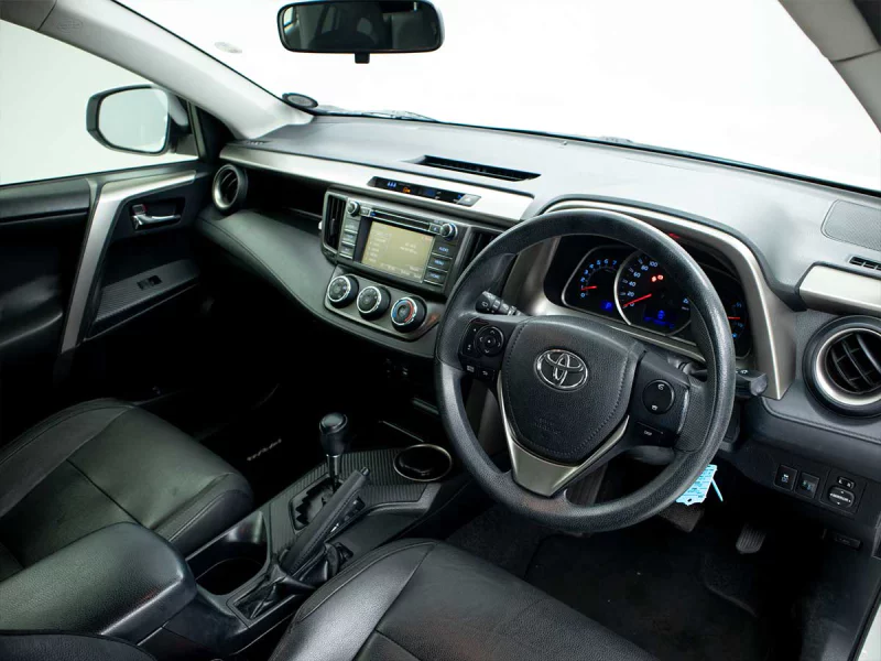 Vehicle Image for 32/44for Toyota RAV4 2.0 GX auto