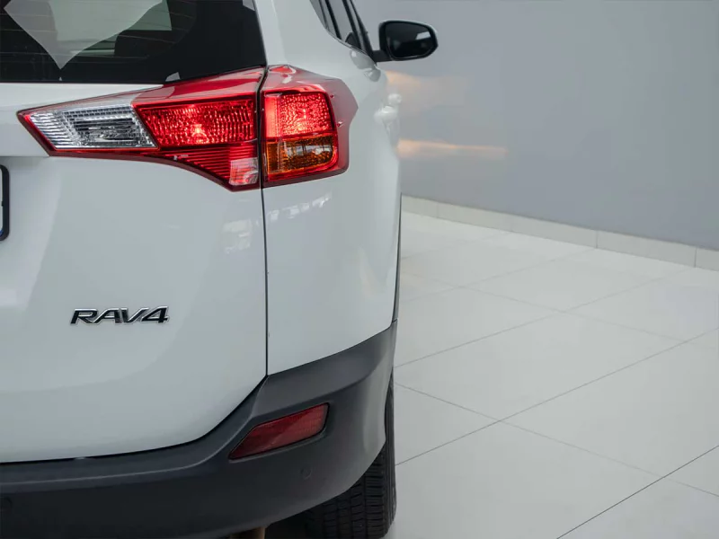 Vehicle Image for 20/44for Toyota RAV4 2.0 GX auto