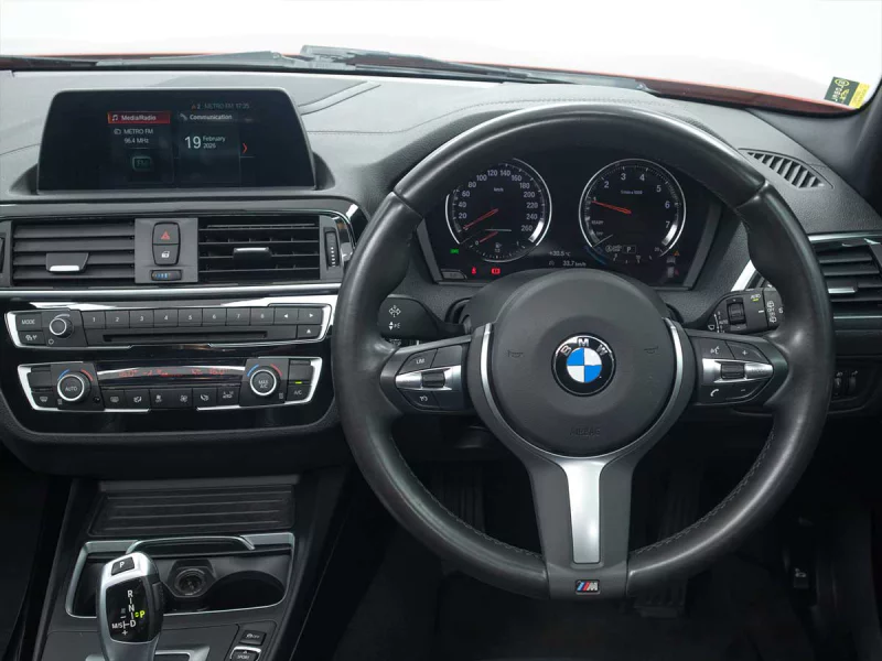 Vehicle Image for 19/23for BMW 1 Series 8i 5-door Edition Sport Line Shadow Auto