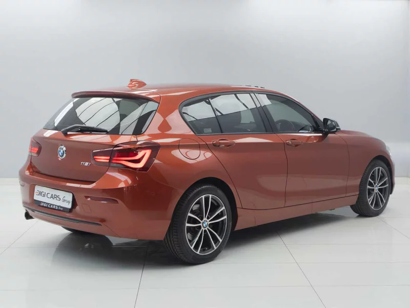 Vehicle Image for 5/23for BMW 1 Series 8i 5-door Edition Sport Line Shadow Auto