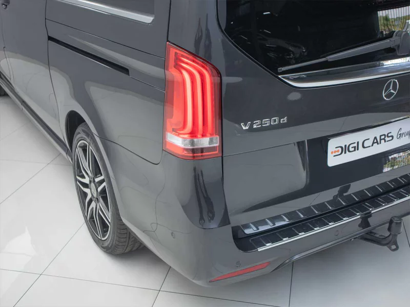 Vehicle Image for 10/25for Mercedes-Benz V-Class V250d Avantgarde Auto