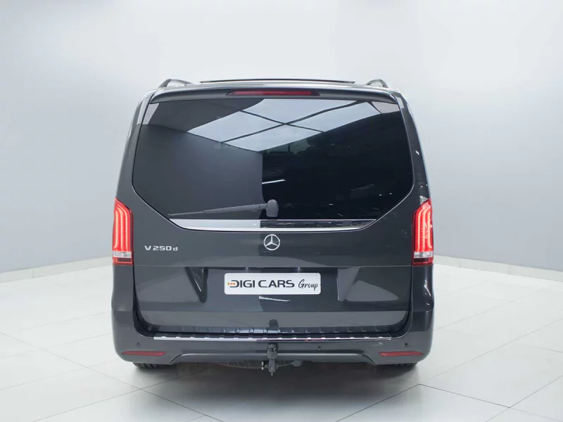 Vehicle Image for 12/25for Mercedes-Benz V-Class V250d Avantgarde Auto