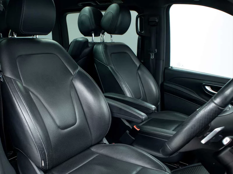 Vehicle Image for 25/25for Mercedes-Benz V-Class V250d Avantgarde Auto