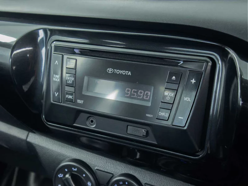 Vehicle Image for 31/46for Toyota Hilux Single Cab 2.0VVTi S A/C 5MT