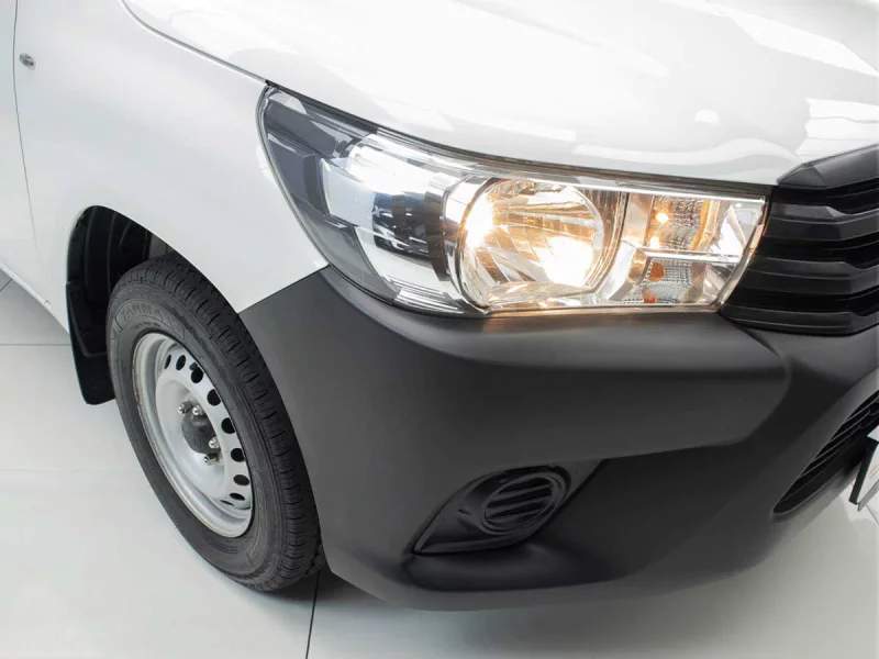 Vehicle Image for 15/46for Toyota Hilux Single Cab 2.0VVTi S A/C 5MT