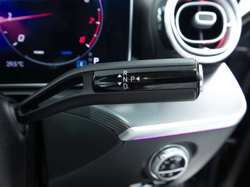 Vehicle Image for 17/24for Mercedes-Benz C-Class C200 Auto (W206)
