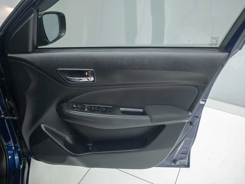 Vehicle Image for 41/46for Suzuki Swift 1.2 GL AMT