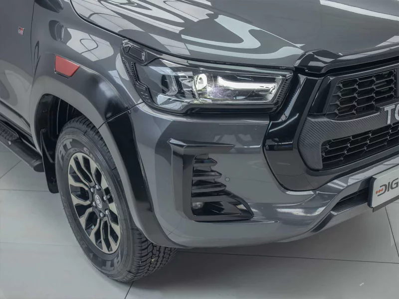 Vehicle Image for 8/24for Toyota Hilux Double Cab 2.8 GD6 4X4 GR-S AT