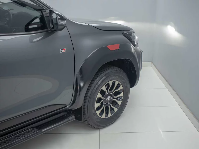 Vehicle Image for 7/24for Toyota Hilux Double Cab 2.8 GD6 4X4 GR-S AT