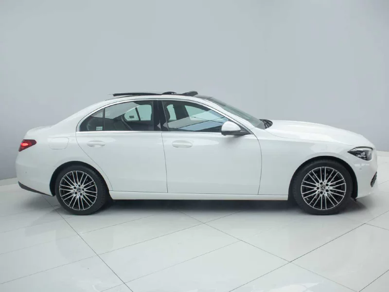 Vehicle Image for 4/24for Mercedes-Benz C-Class C200 Auto (W206)