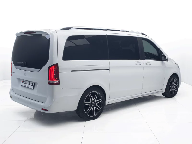 Vehicle Image for 5/18for Mercedes-Benz V-Class V300d Exclusive