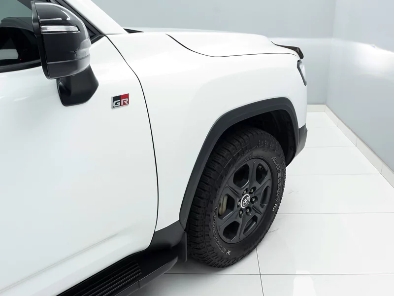 Vehicle Image for 13/36for Toyota Land Cruiser 300 V6 3.5T GR-S