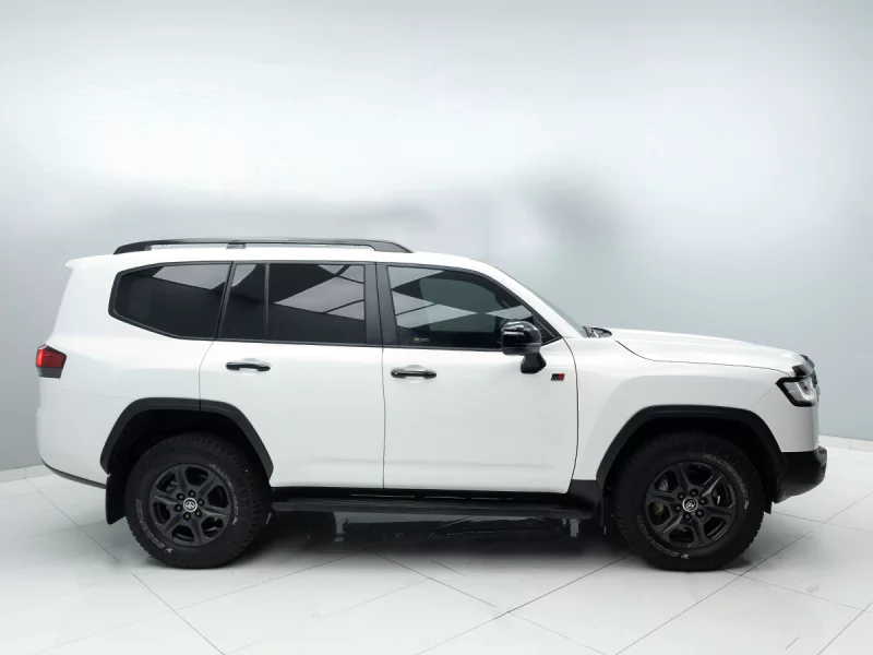 Vehicle Image for 8/36for Toyota Land Cruiser 300 V6 3.5T GR-S