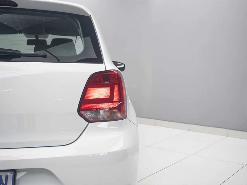 Vehicle Image for 7/10for Volkswagen Polo Vivo Hatch 1.6 Comfortline auto