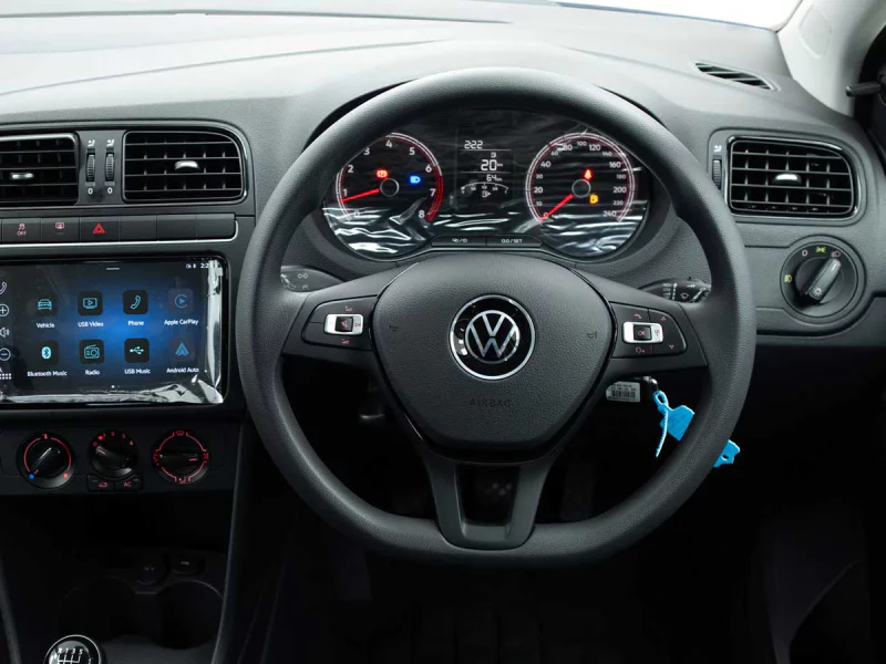 Vehicle Image for 28/46for Volkswagen Polo Vivo Hatch 1.4 Life 63kW Life