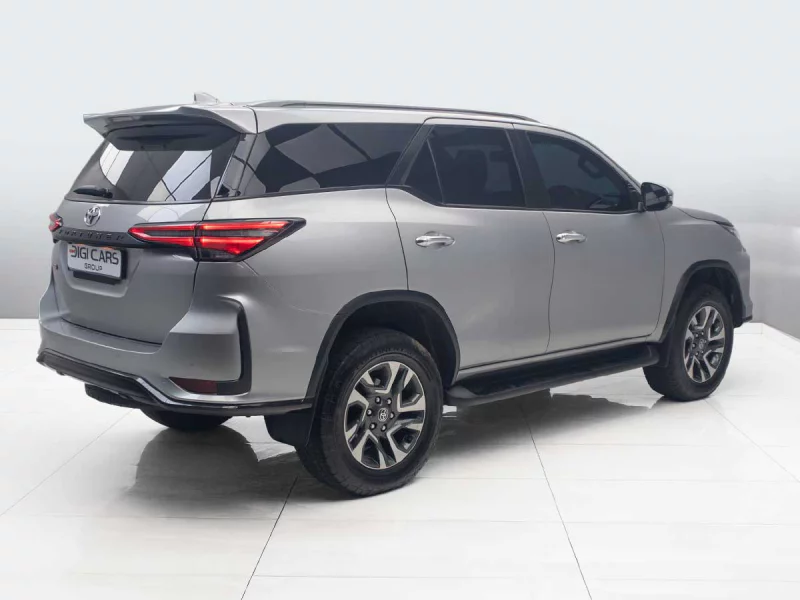 Vehicle Image for 5/26for Toyota Fortuner 2.8GD-6 R/B A/T