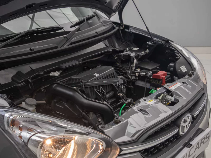 Vehicle Image for 9/24for Toyota Vitz 1.0 XR MT