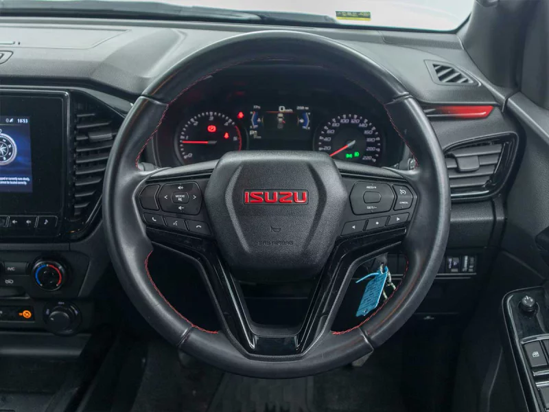 Vehicle Image for 14/24for Isuzu D-MAX X-Rider 1.9 4x4 A/T