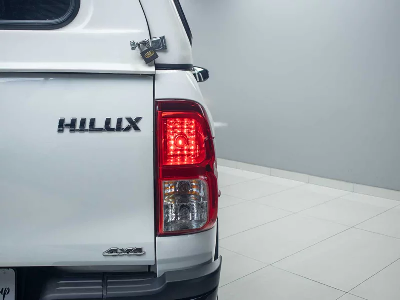 Vehicle Image for 5/24for Toyota Hilux Double Cab 2.4 GD-6 4X4 Raider 6AT