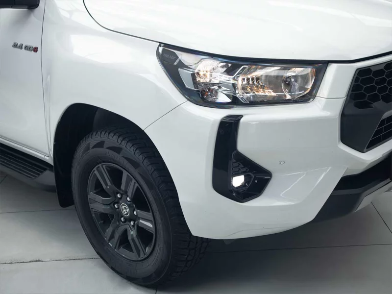 Vehicle Image for 8/24for Toyota Hilux Double Cab 2.4 GD-6 4X4 Raider 6AT