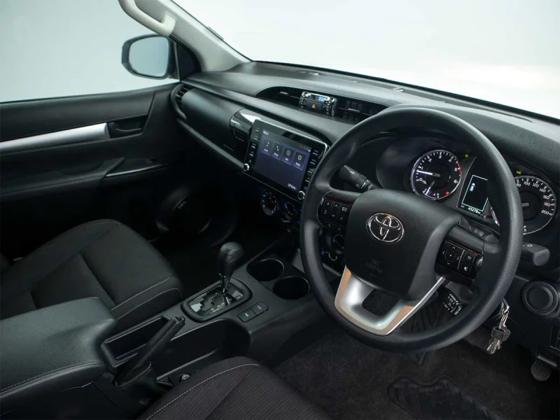 Vehicle Image for 18/24for Toyota Hilux Double Cab 2.4 GD-6 4X4 Raider 6AT