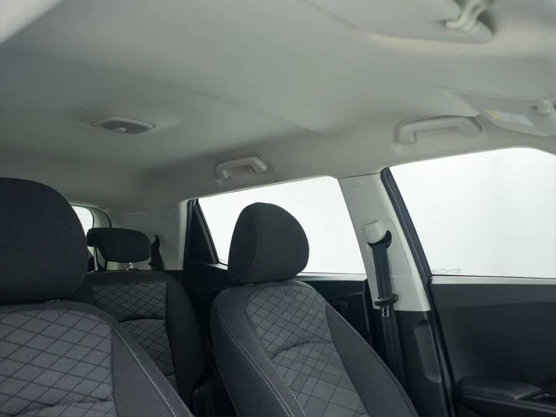 Vehicle Image for 39/46for Mahindra XUV3X0 1.2 MX2 MT