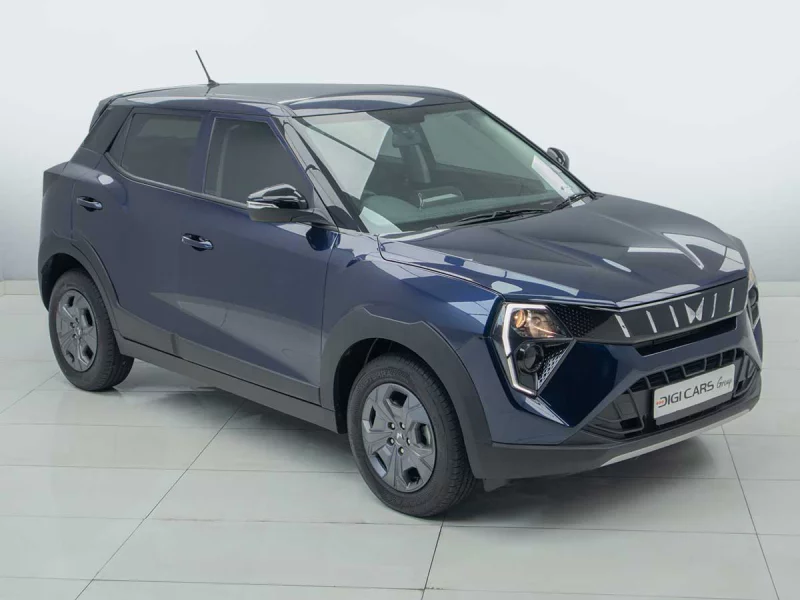 Vehicle Image for 3/46for Mahindra XUV3X0 1.2 MX2 MT