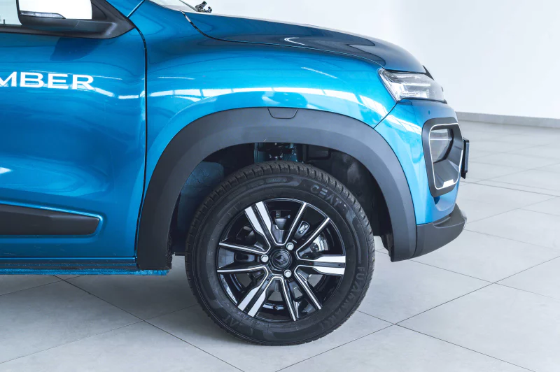 Vehicle Image for 8/25for Renault Kwid 1.0l Climber 5-Dr abs