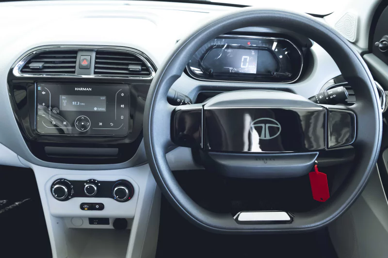 Vehicle Image for 21/22for Tata Tiago 1.2 XM MT