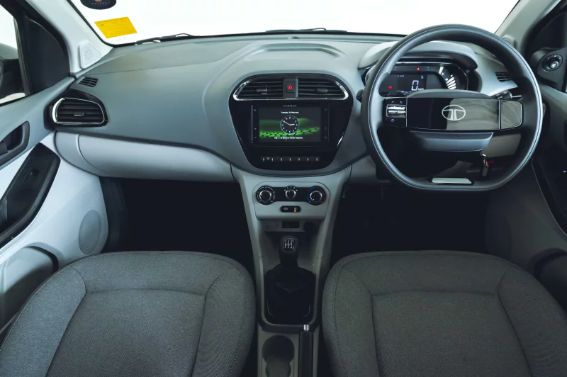Vehicle Image for 18/24for Tata Tiago 1.2 XT MT