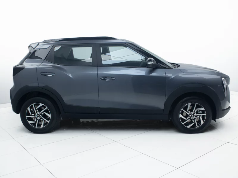 Vehicle Image for 4/24for Mahindra XUV3X0 1.2 AX5 AT