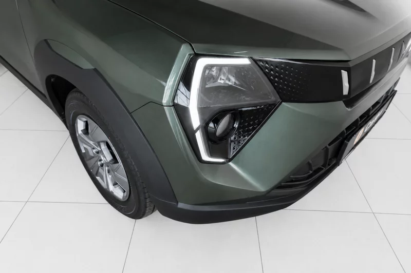 Vehicle Image for 7/29for Mahindra XUV3X0 1.2 MX3 AT
