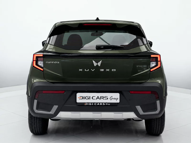 Vehicle Image for 8/23for Mahindra XUV3X0 1.2 MX3 MT