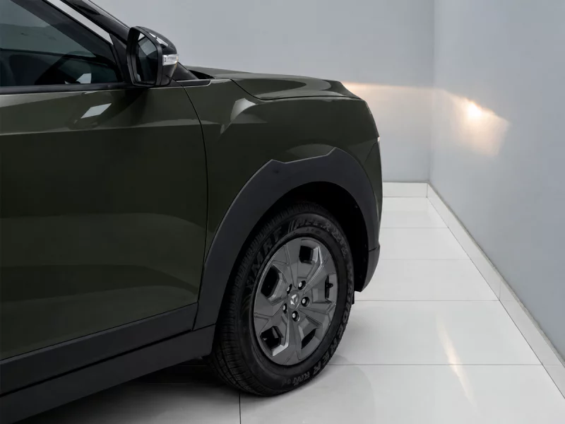 Vehicle Image for 11/23for Mahindra XUV3X0 1.2 MX3 MT