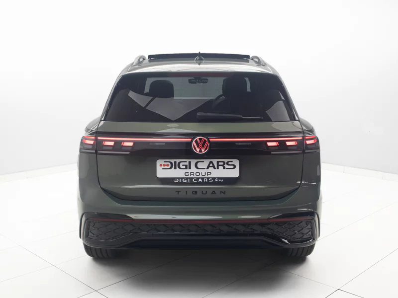 Vehicle Image for 13/25for Volkswagen Tiguan R-Line 1.4 TSI 110 kW DSG