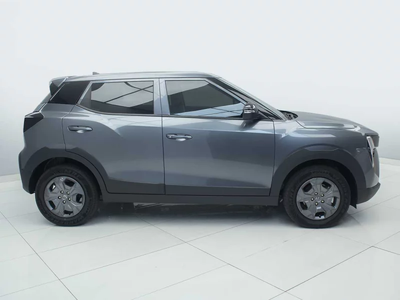 Vehicle Image for 7/44for Mahindra XUV3X0 1.2 MX2 AT