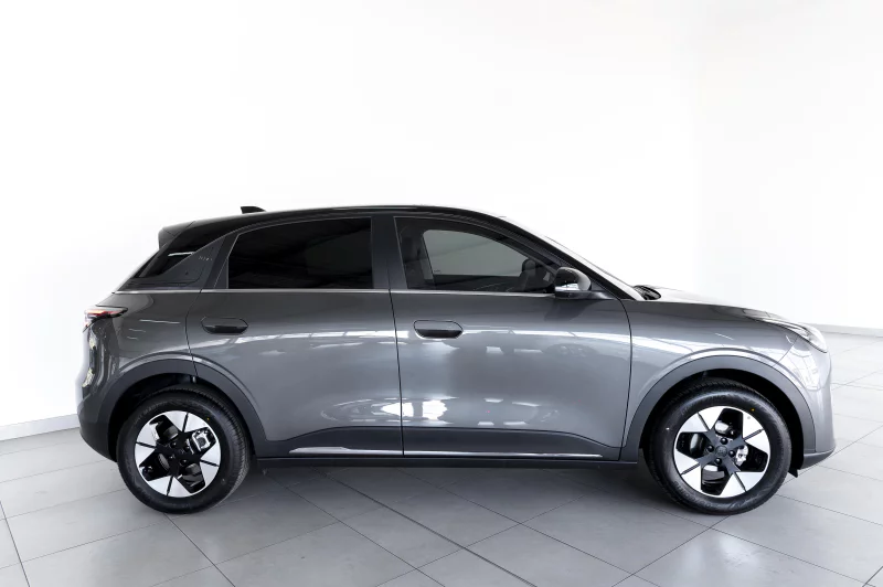 Vehicle Image for 4/25for Geely E2 Apex