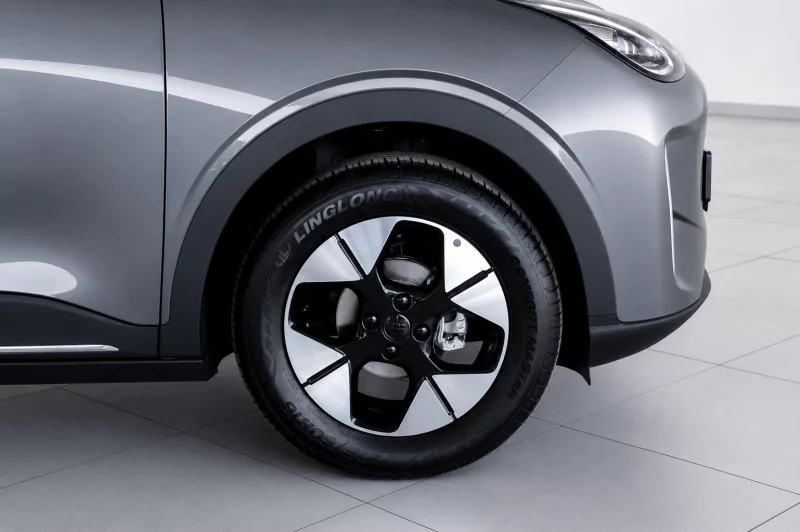 Vehicle Image for 12/25for Geely E2 Apex