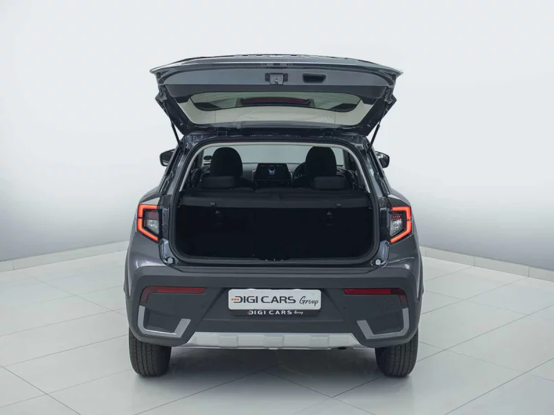 Vehicle Image for 12/23for Mahindra XUV3X0 1.2 MX2 MT