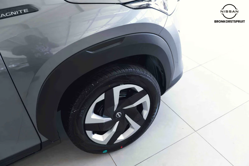 Vehicle Image for 11/27for Nissan Magnite 1.0 Visia MT