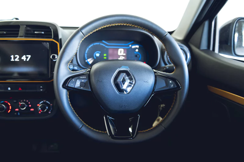 Vehicle Image for 16/23for Renault Kwid Limited Edition 1.0l AMT Ed 10 YR