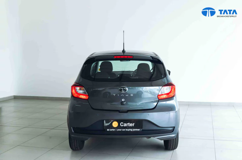 Vehicle Image for 13/26for Tata Tiago 1.2 XT MT
