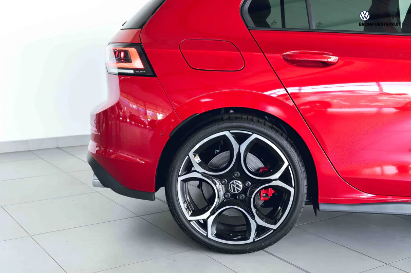Vehicle Image for 9/28for Volkswagen Golf 8 GTI 2.0 TSI DSG