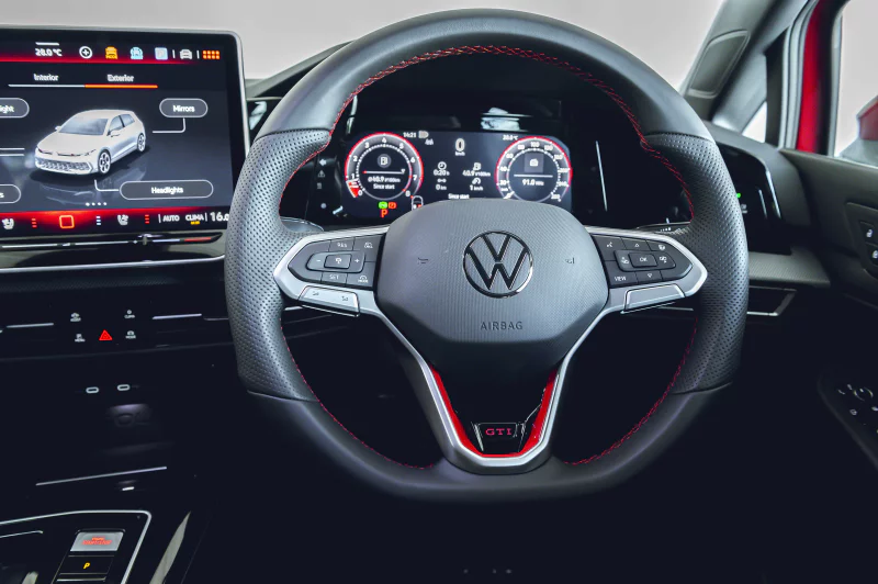 Vehicle Image for 14/28for Volkswagen Golf 8 GTI 2.0 TSI DSG