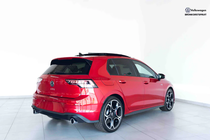 Vehicle Image for 6/28for Volkswagen Golf 8 GTI 2.0 TSI DSG
