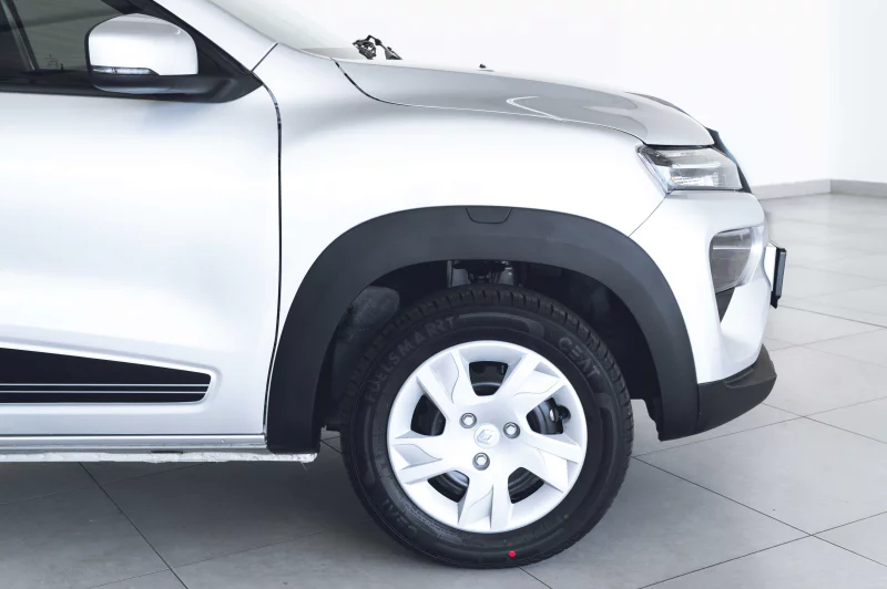 Vehicle Image for 8/26for Renault Kwid 1.0l Zen AMT 5-Dr abs