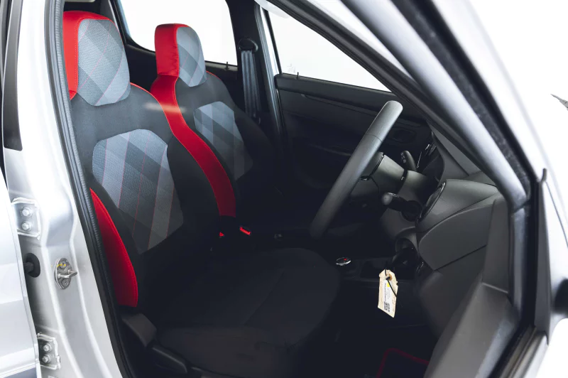 Vehicle Image for 20/26for Renault Kwid 1.0l Zen AMT 5-Dr abs