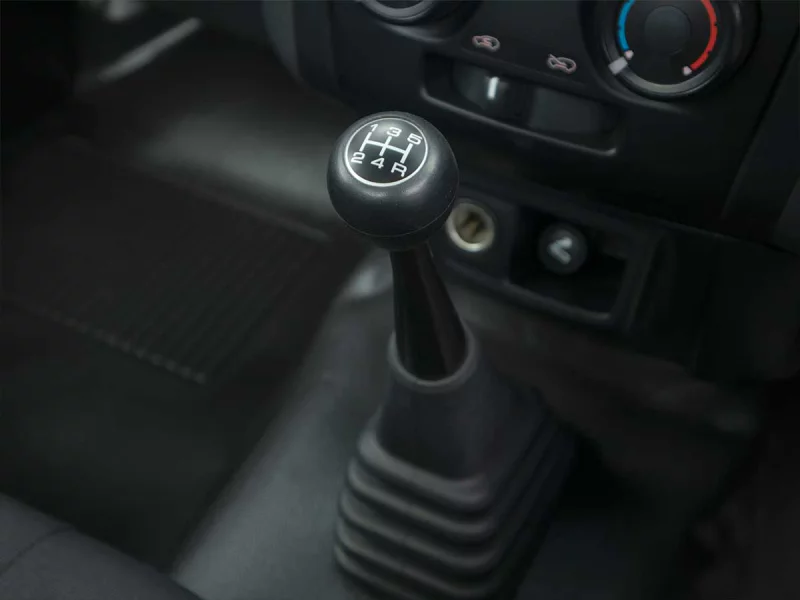 Vehicle Image for 16/21for Isuzu D-MAX Single Cab 250C Fleetside S/C P/U
